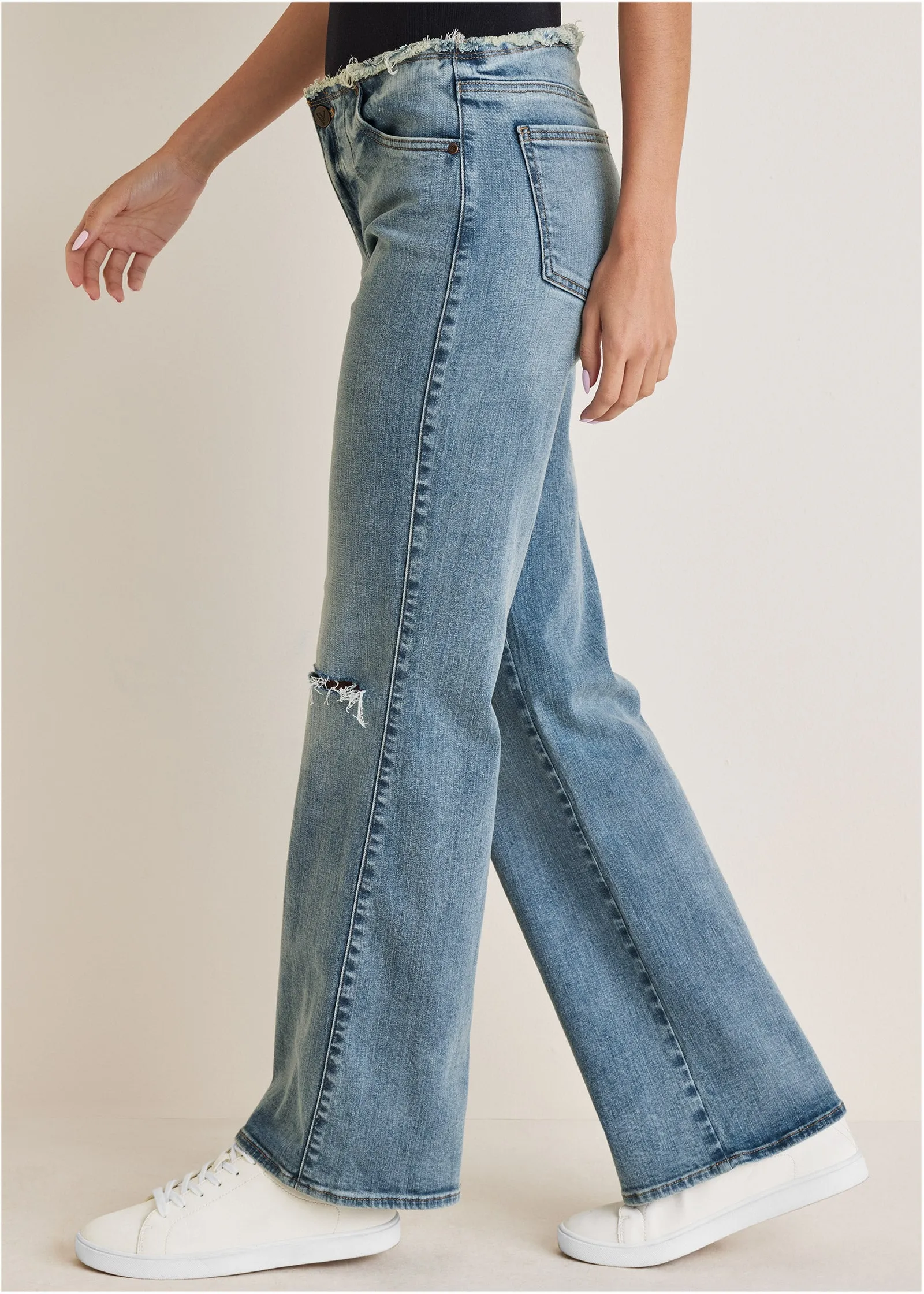 Raw Edge Jeans - Light Wash